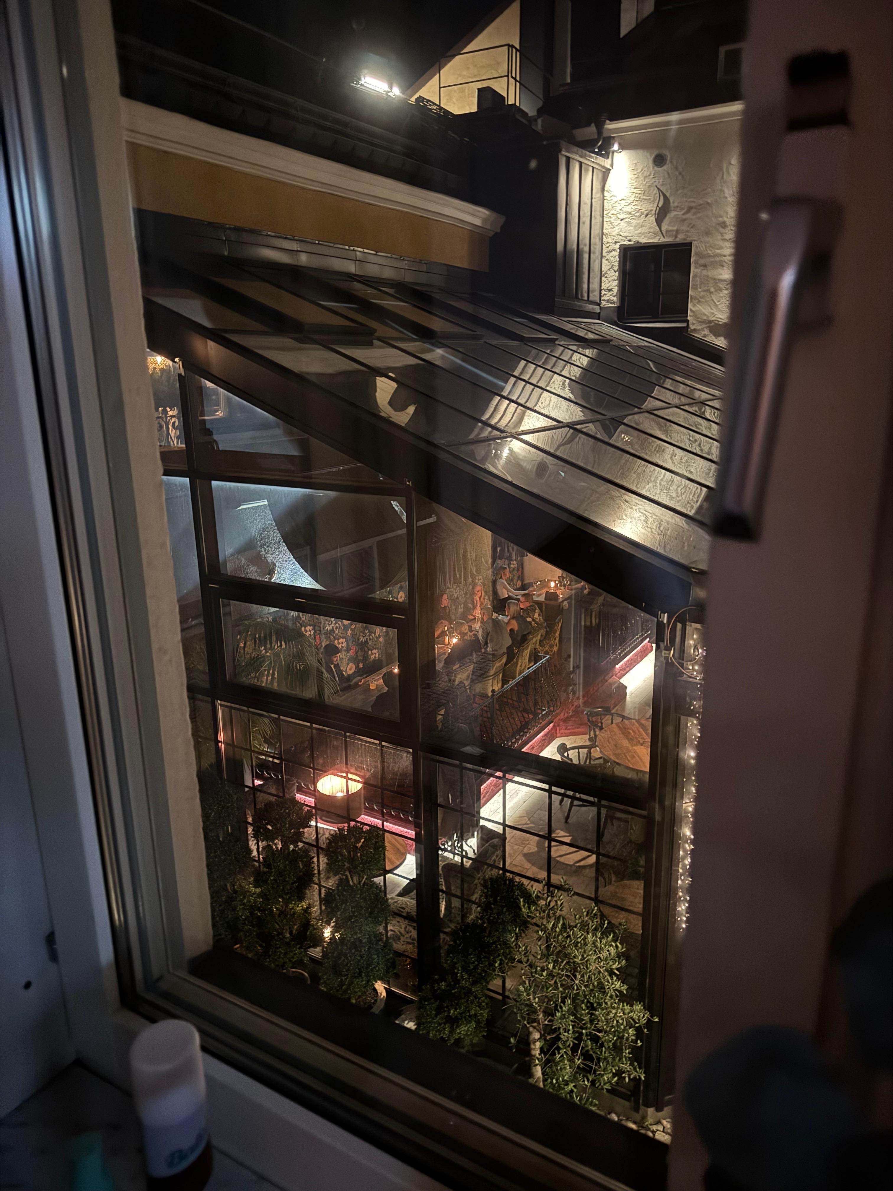 Utsikt över innergården från vårt rum