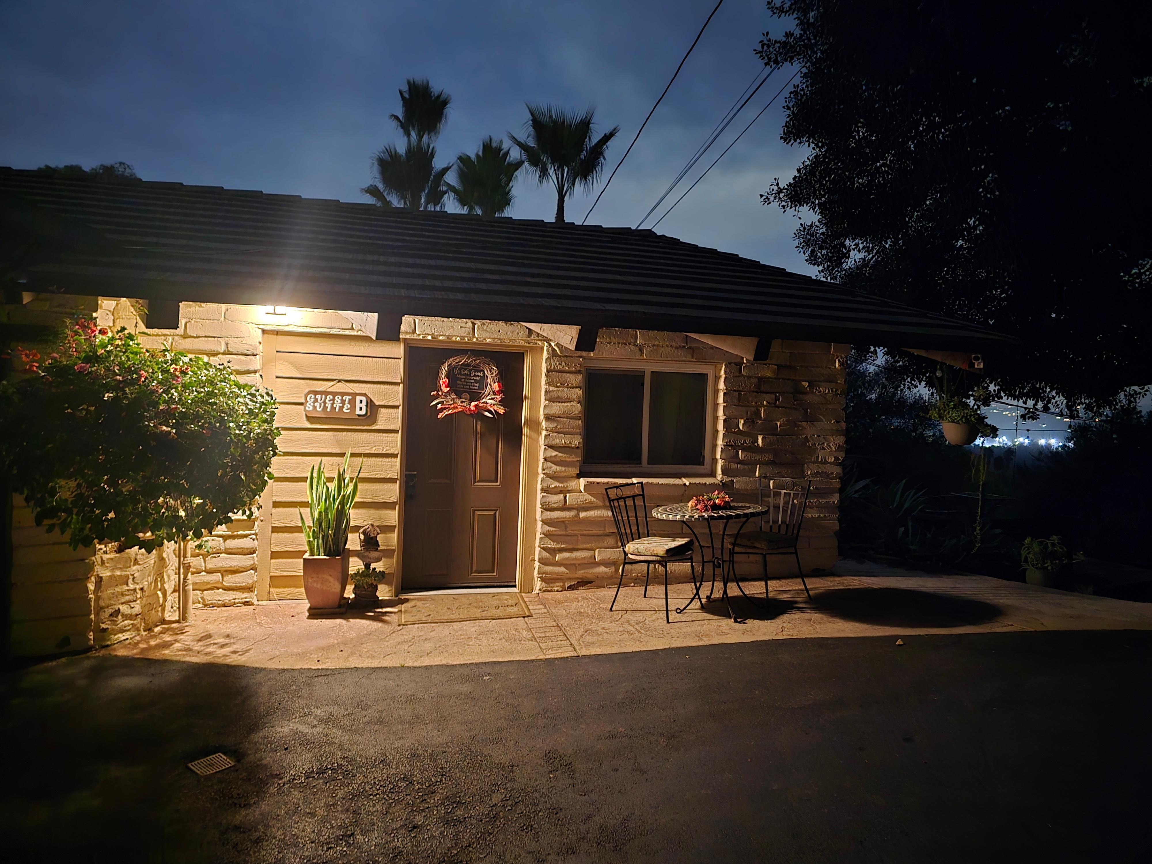 Enchanting little cottage! 