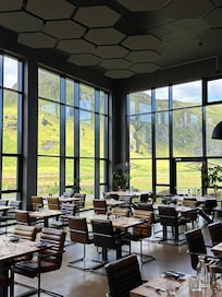 Restaurant view