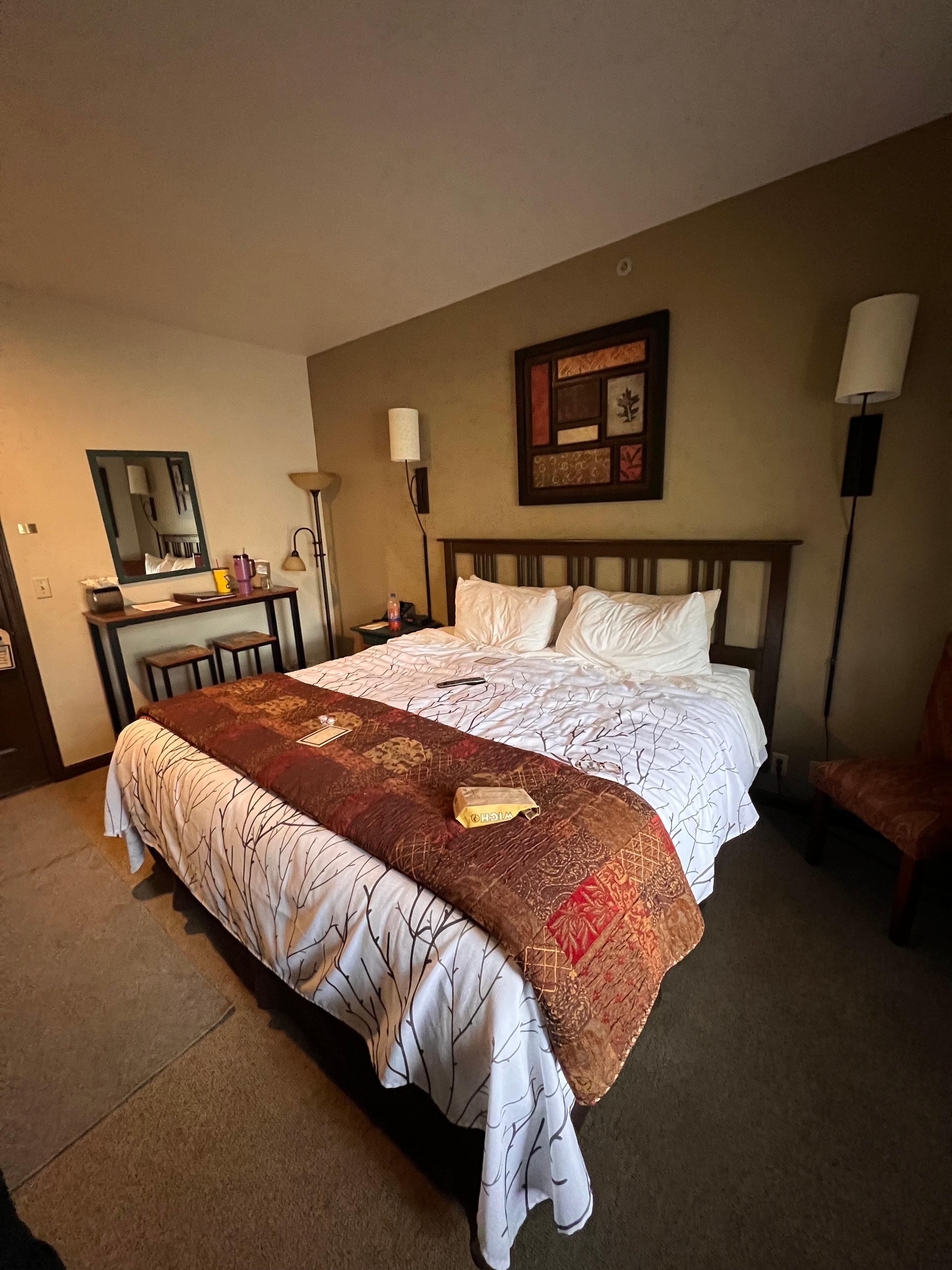 A tiny corner of the room. ❤️