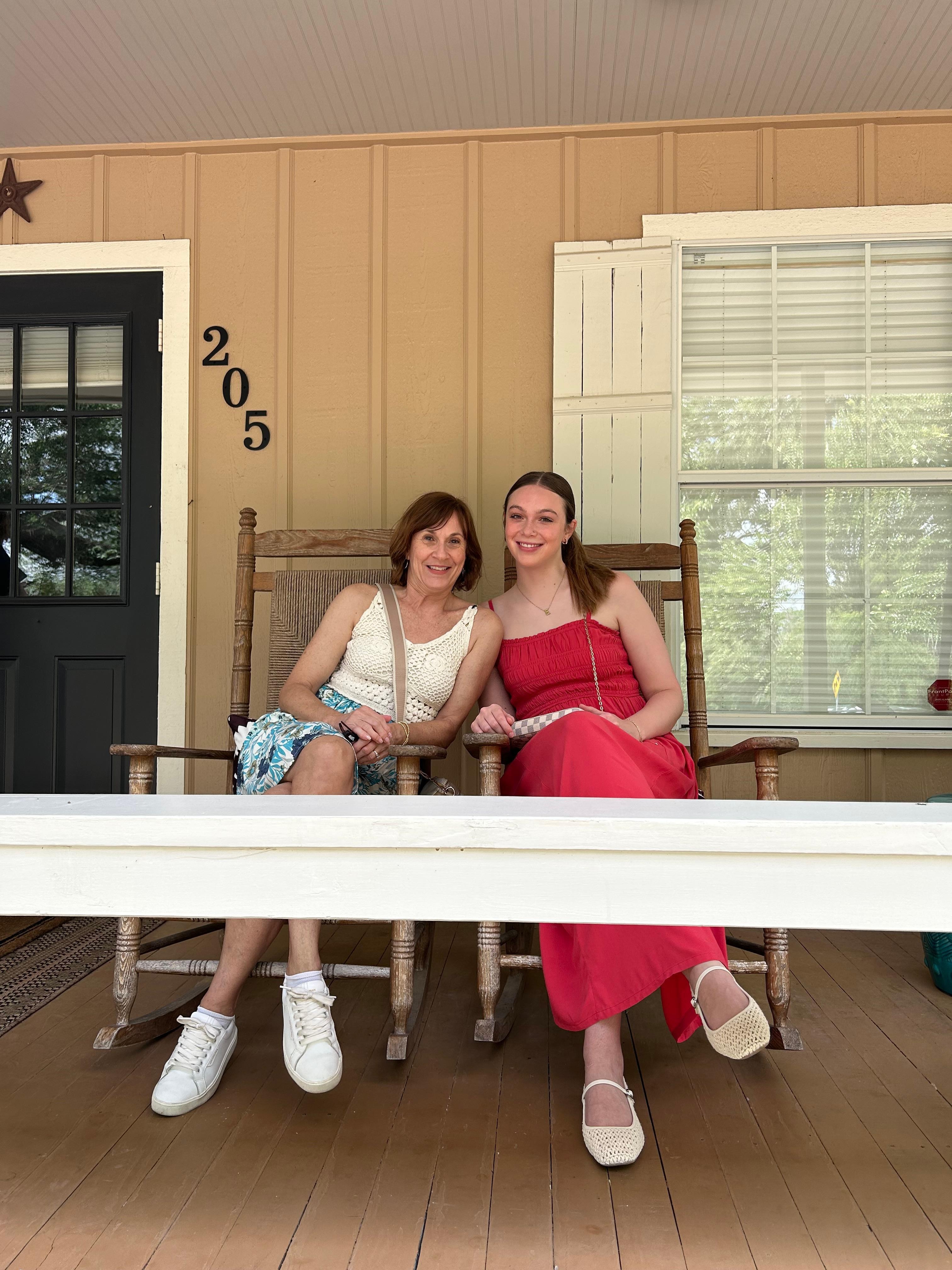 Front porch sittin’