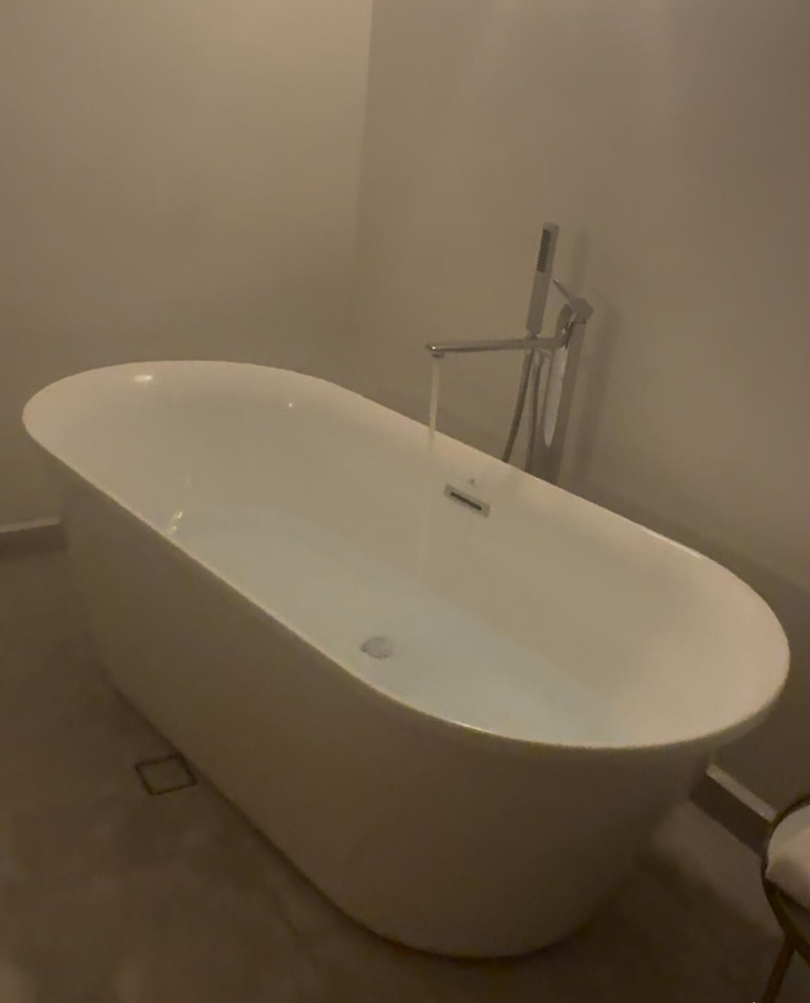 Soaking Tub