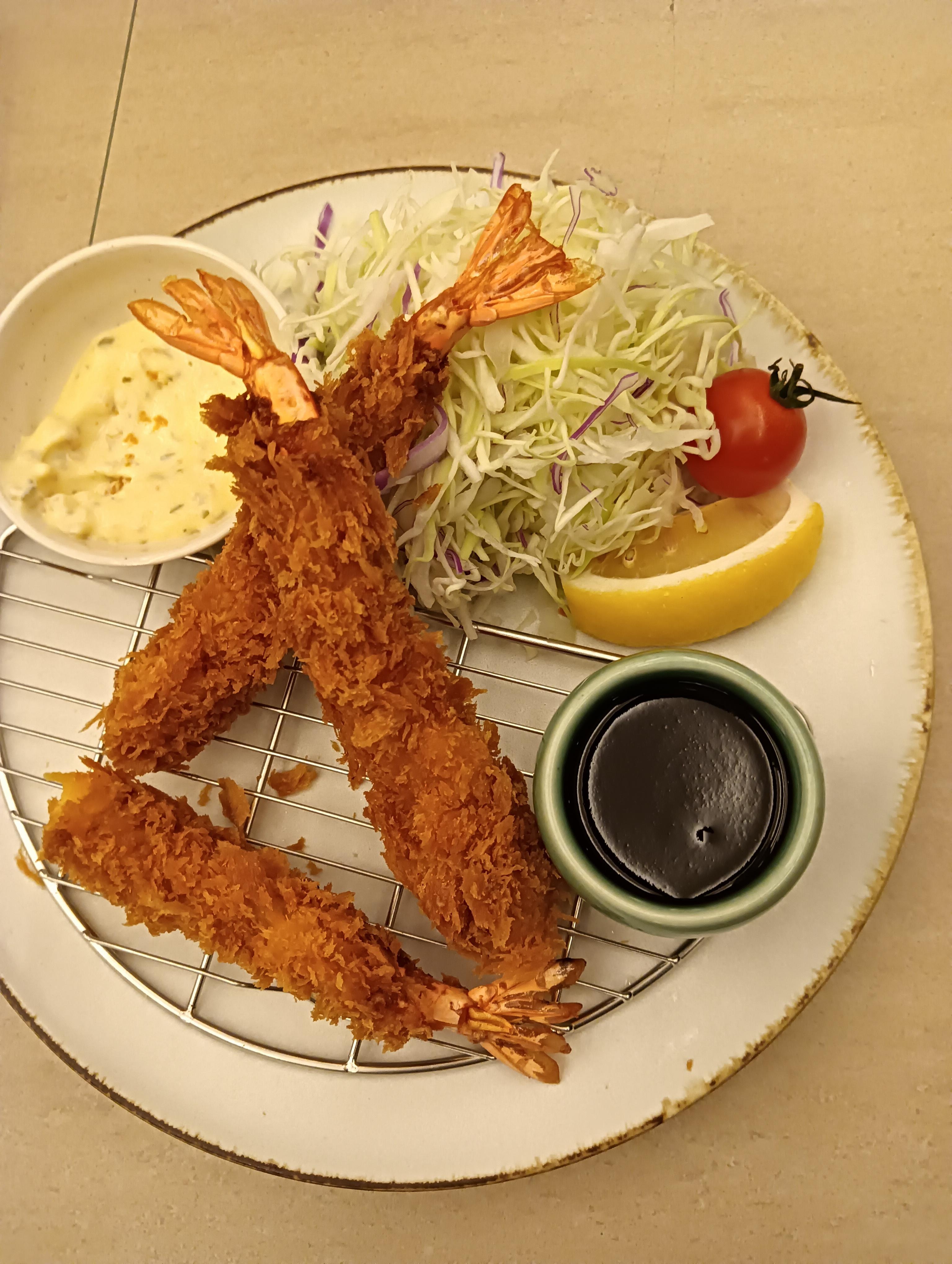 夕食メインエビフライ🍤