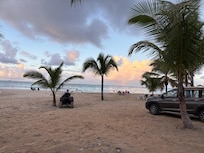 Walk to beach in 2 minutes