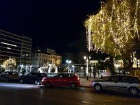 Från vårt hotellfönster ser vi Kotzia Squere.