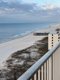 Sea N Suds Restaurant