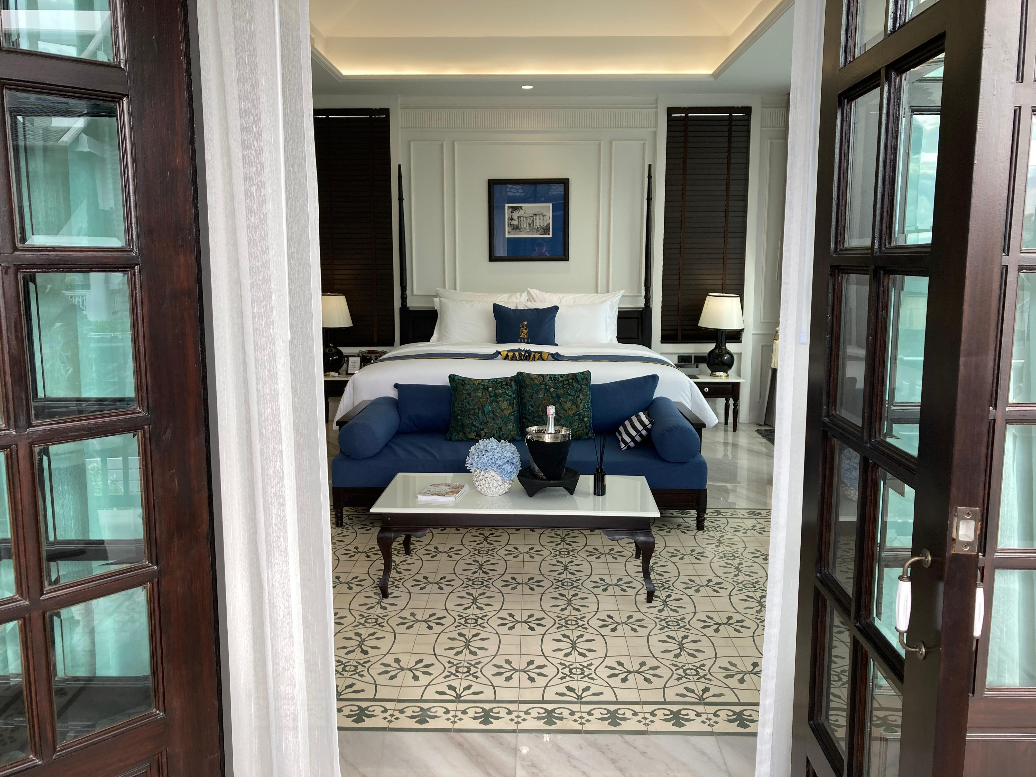 バルコニーからの部屋