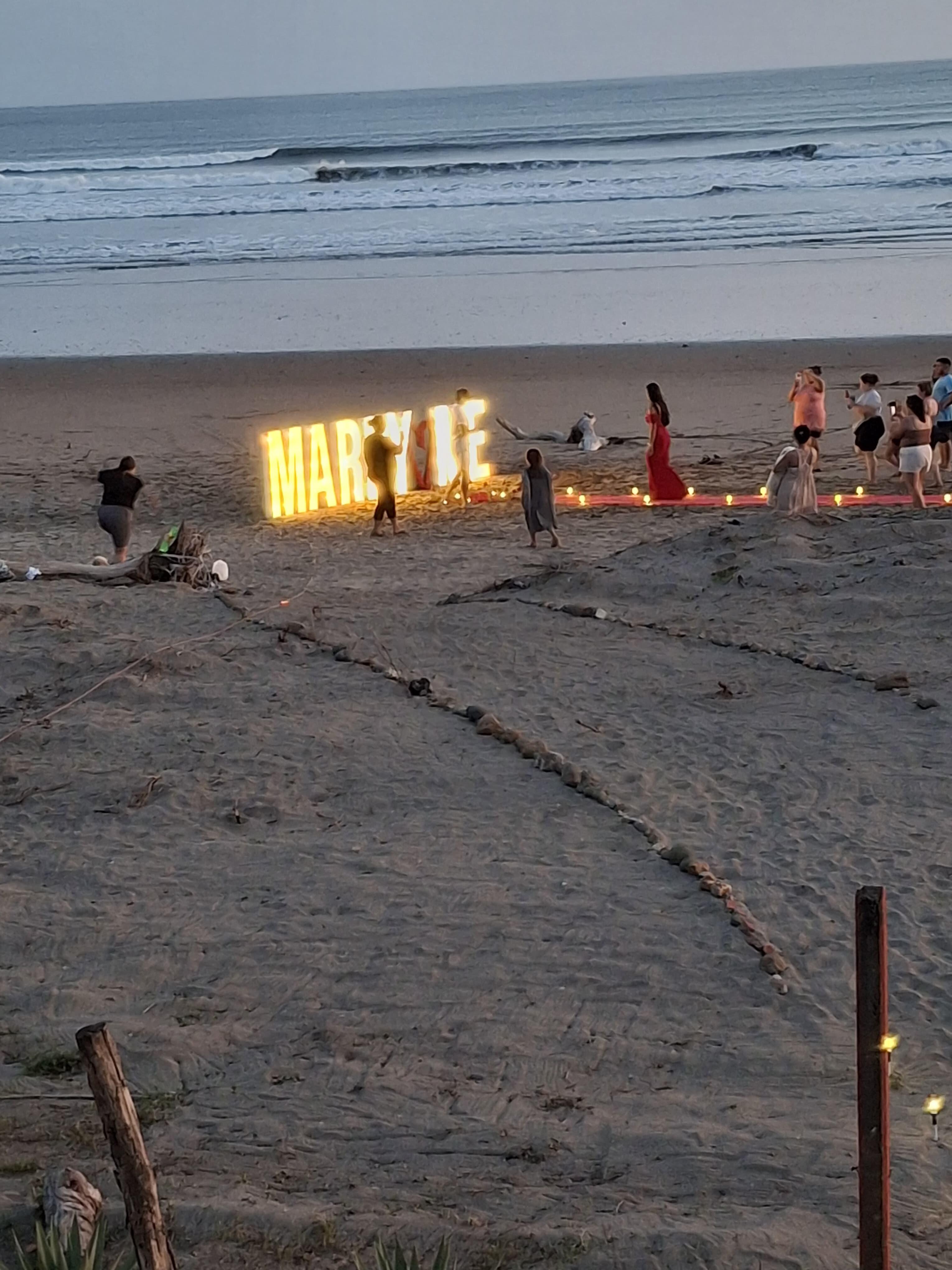 We witness this cute proposal from the balcony during our stay on a cool Saturday evening.