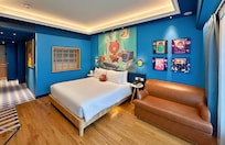 房間別緻,色彩繽紛