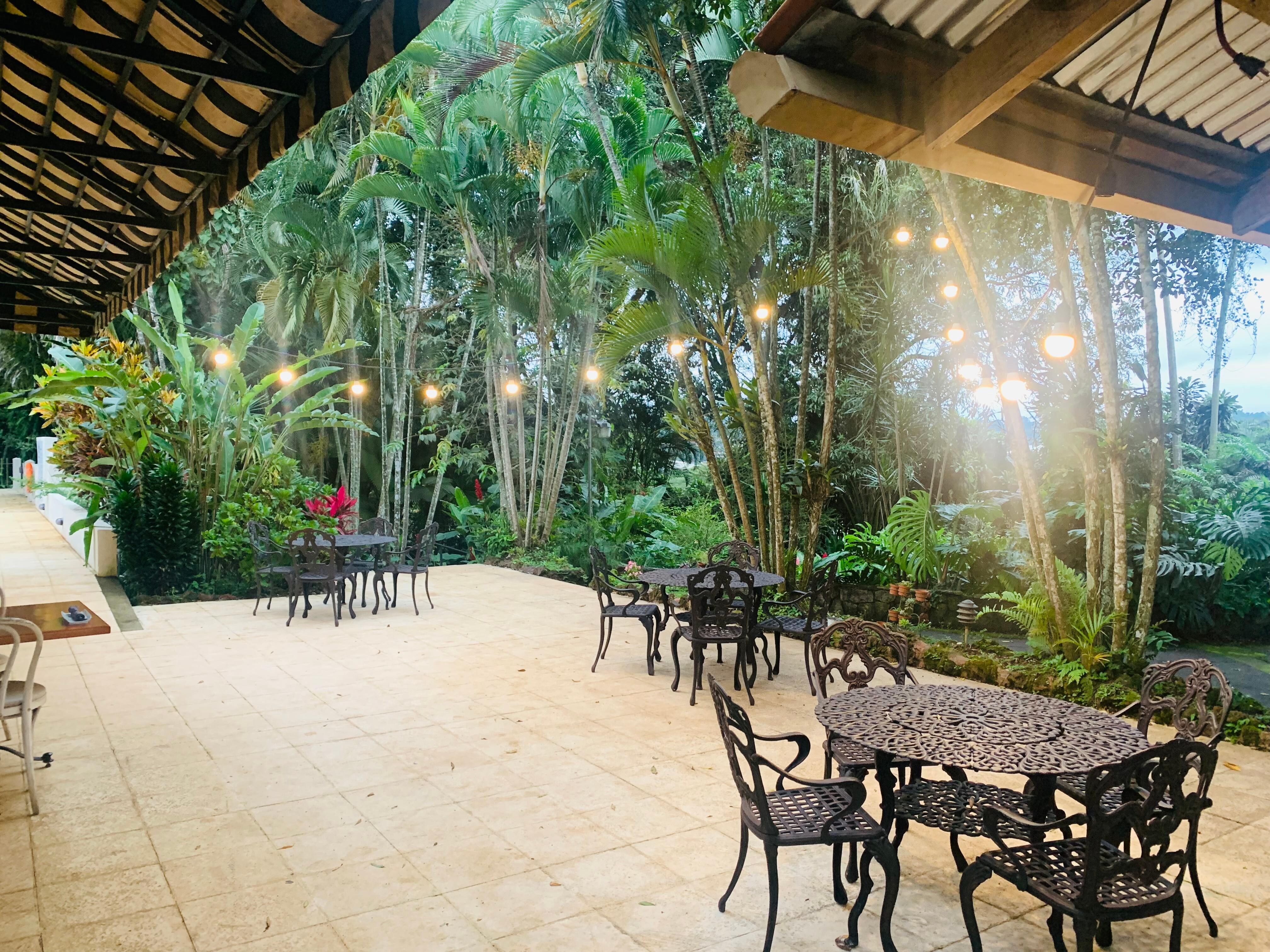 Zona exterior del restaurante.