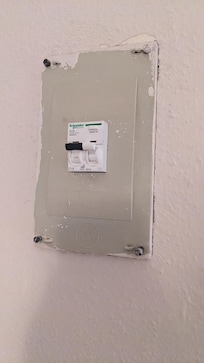 これはなんのスイッチなんだろう、触れませんでした。