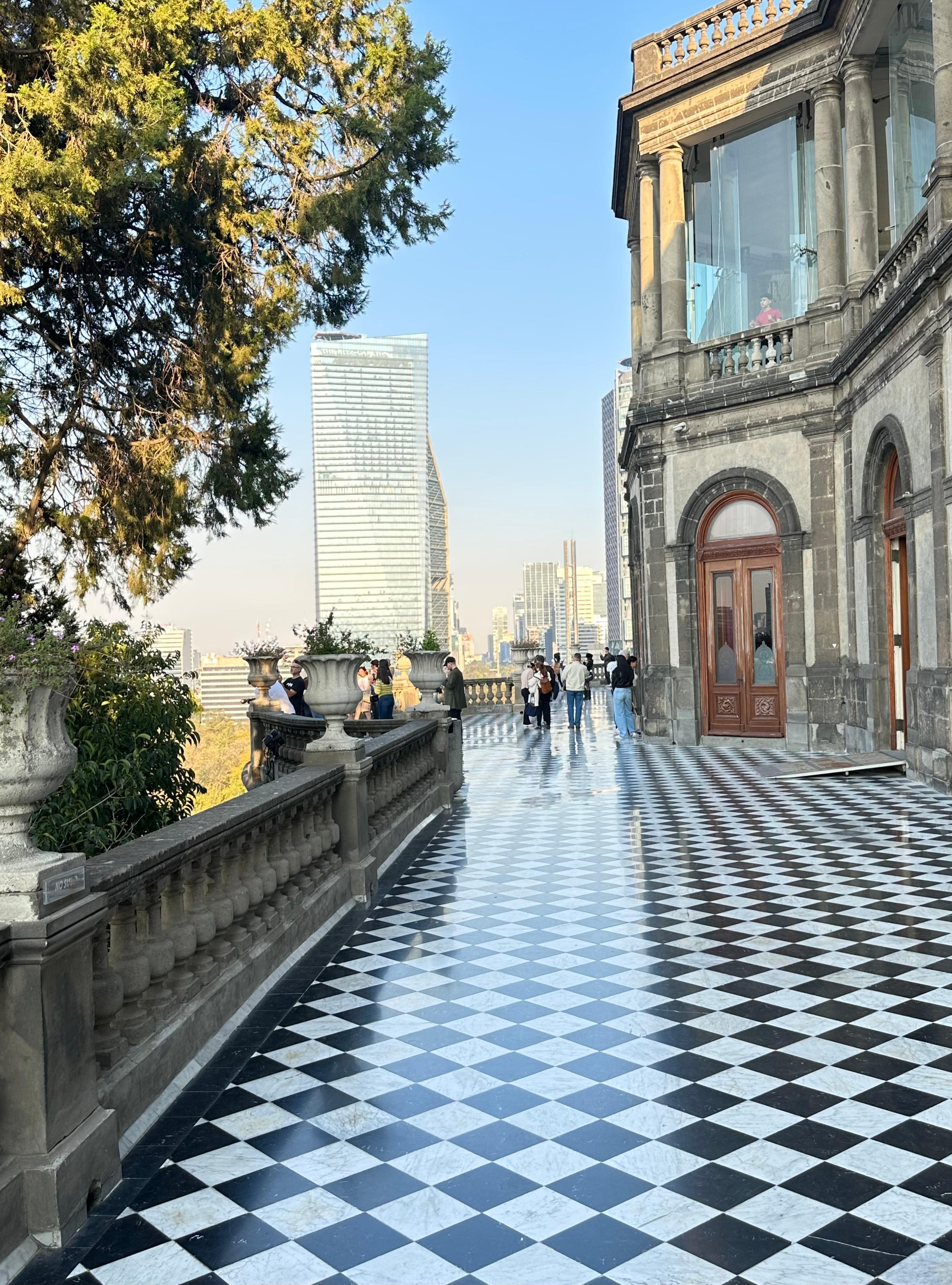 New Year's Eve 2023 (around 4:30pm) at the Castle in Chapultepec Park, a nice walk from the hotel