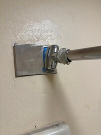 Shower cortain harger