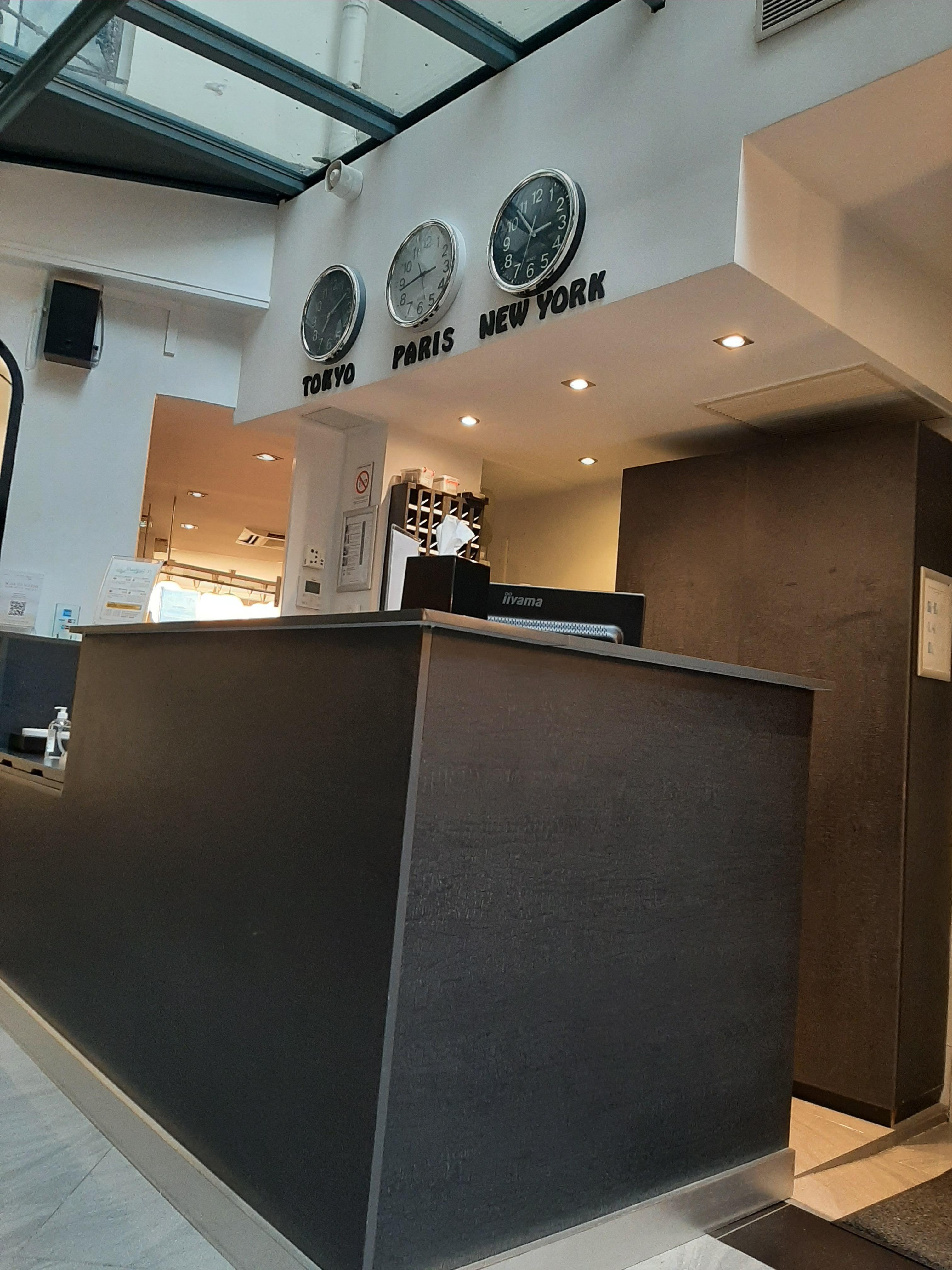 Reception with dead time clocks !