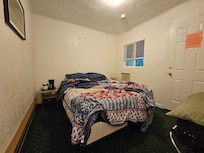 Room basic and very small.