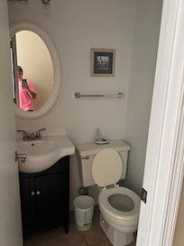 1/2 bath