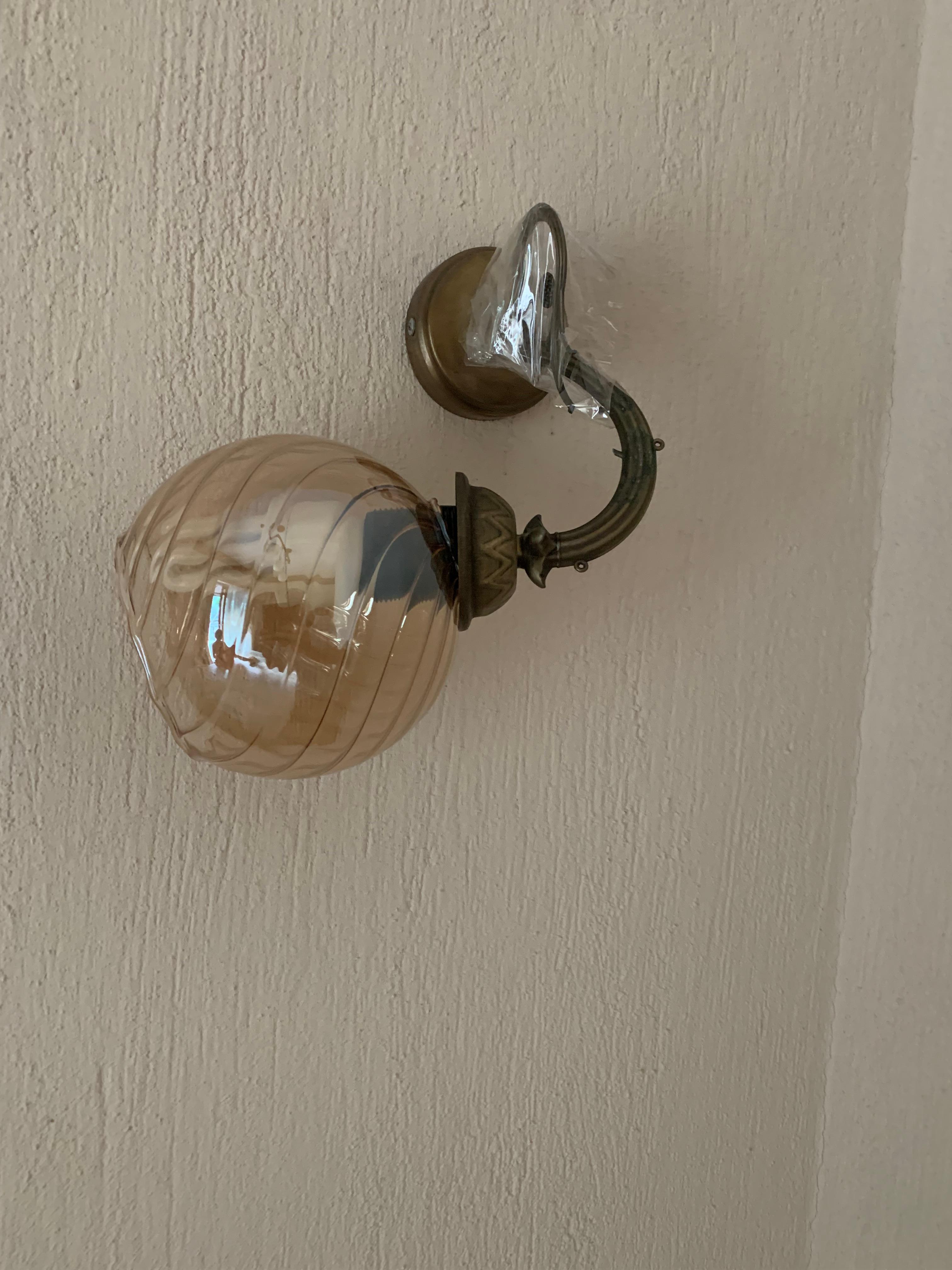 Wall lamp