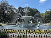 Forsyth Park is just around the corner from the apartment!