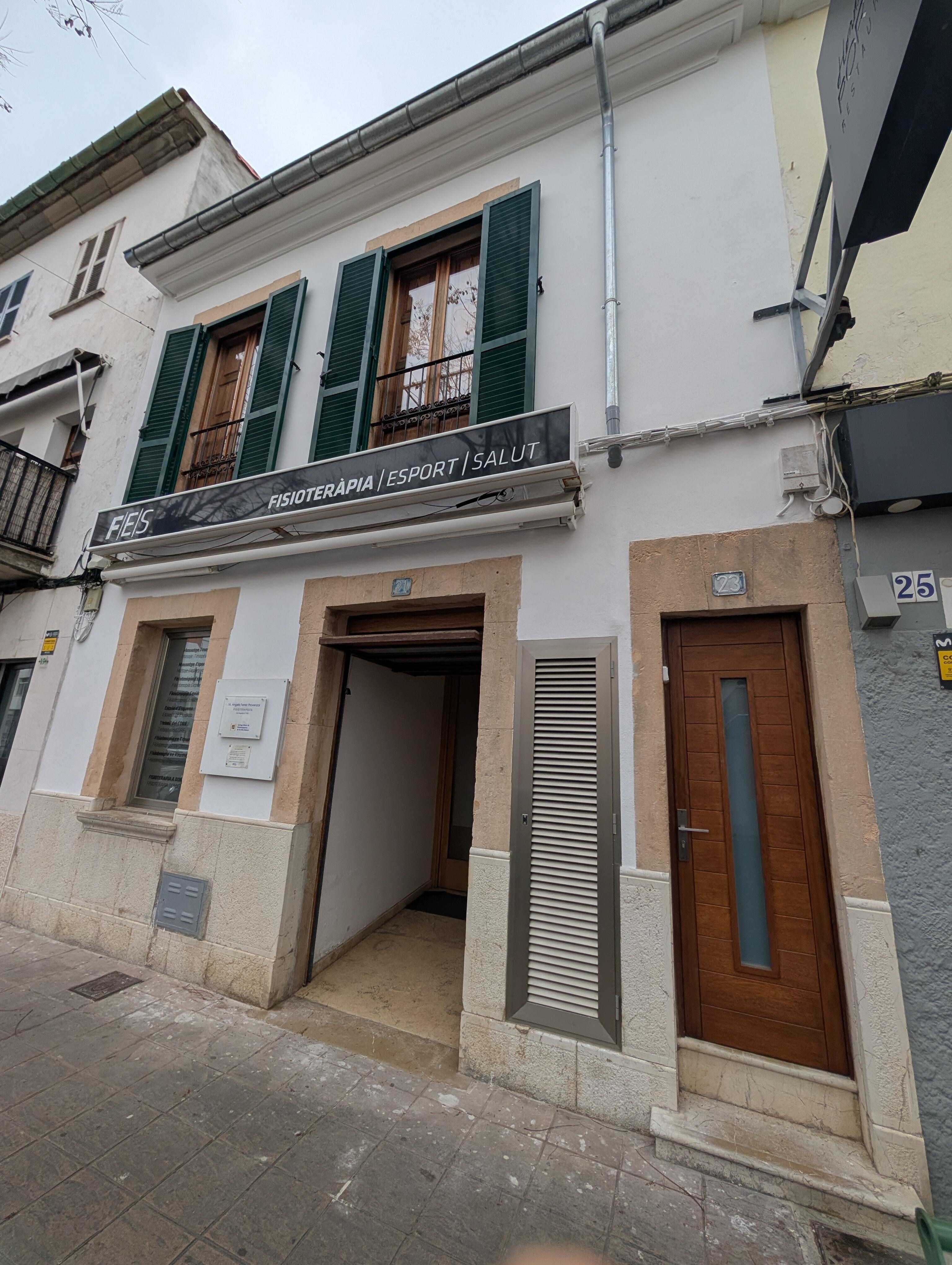 Apartment from Street 