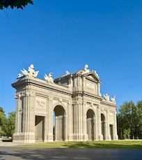 Puerta de Alcalá