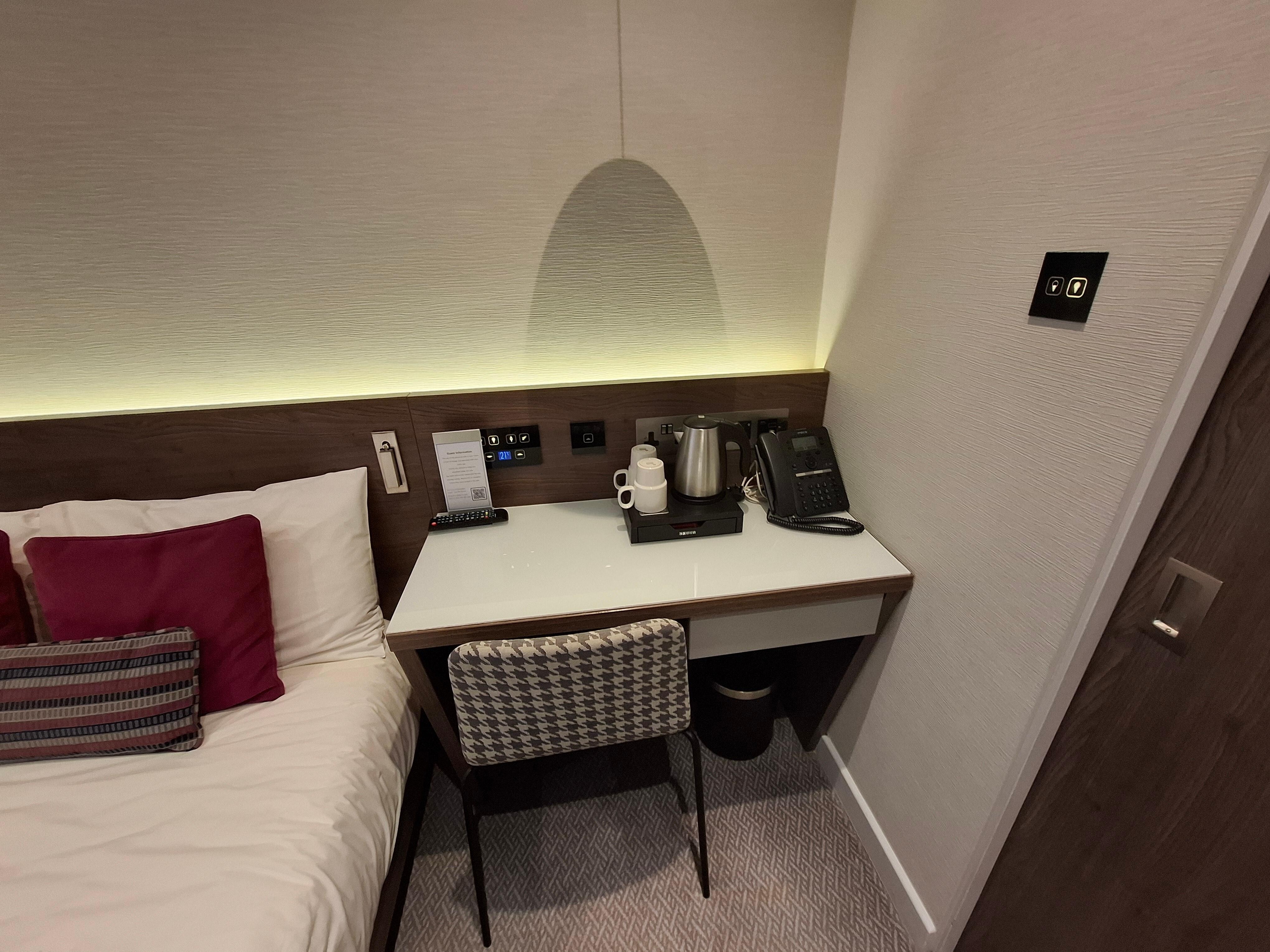 Bedside amenities