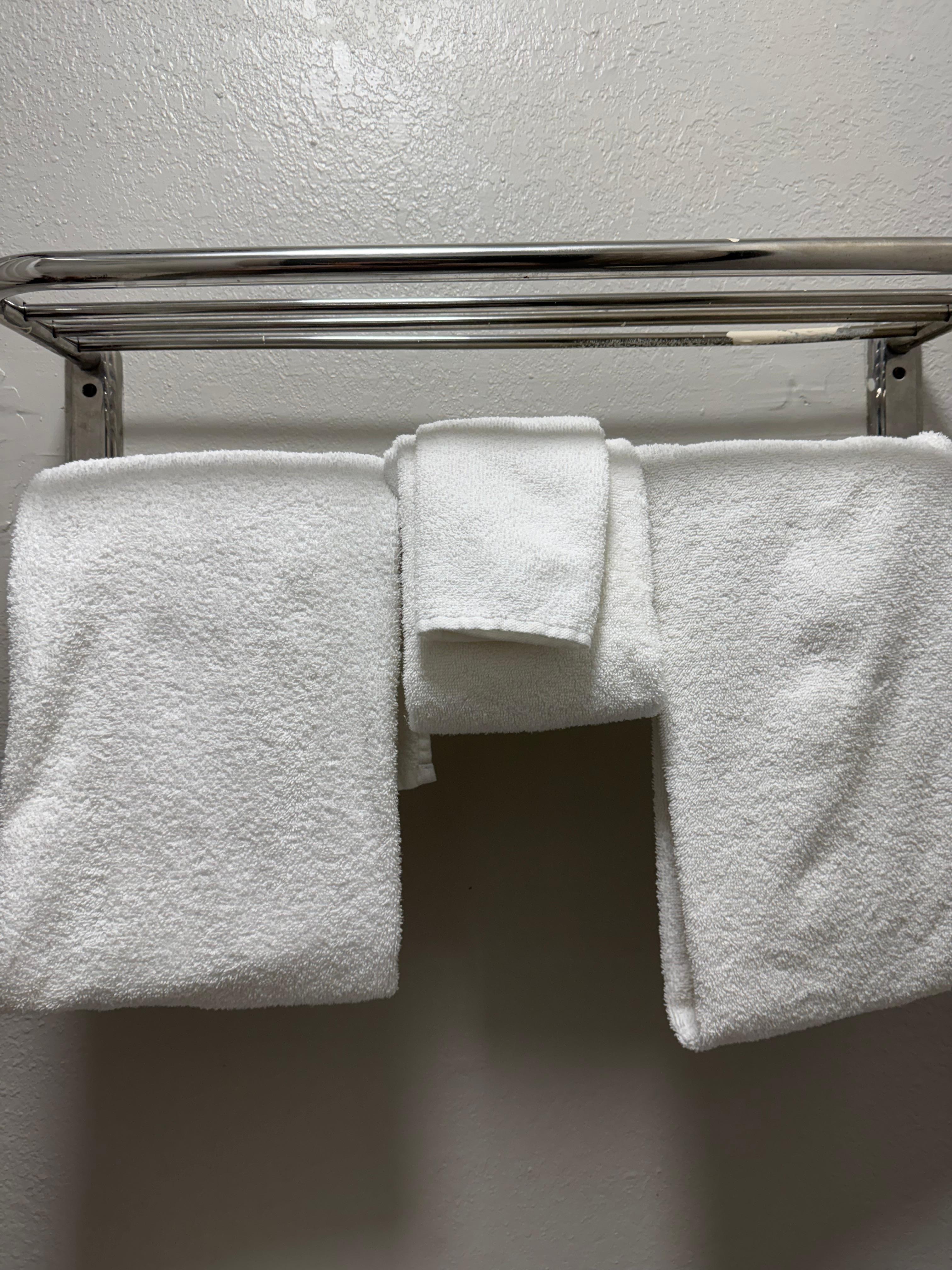 Only two towels 