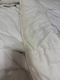 Dirty/stained comforter