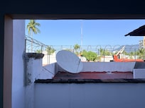 Vista antena parabólica