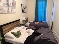 Other bedroom with no space and no air conditioner