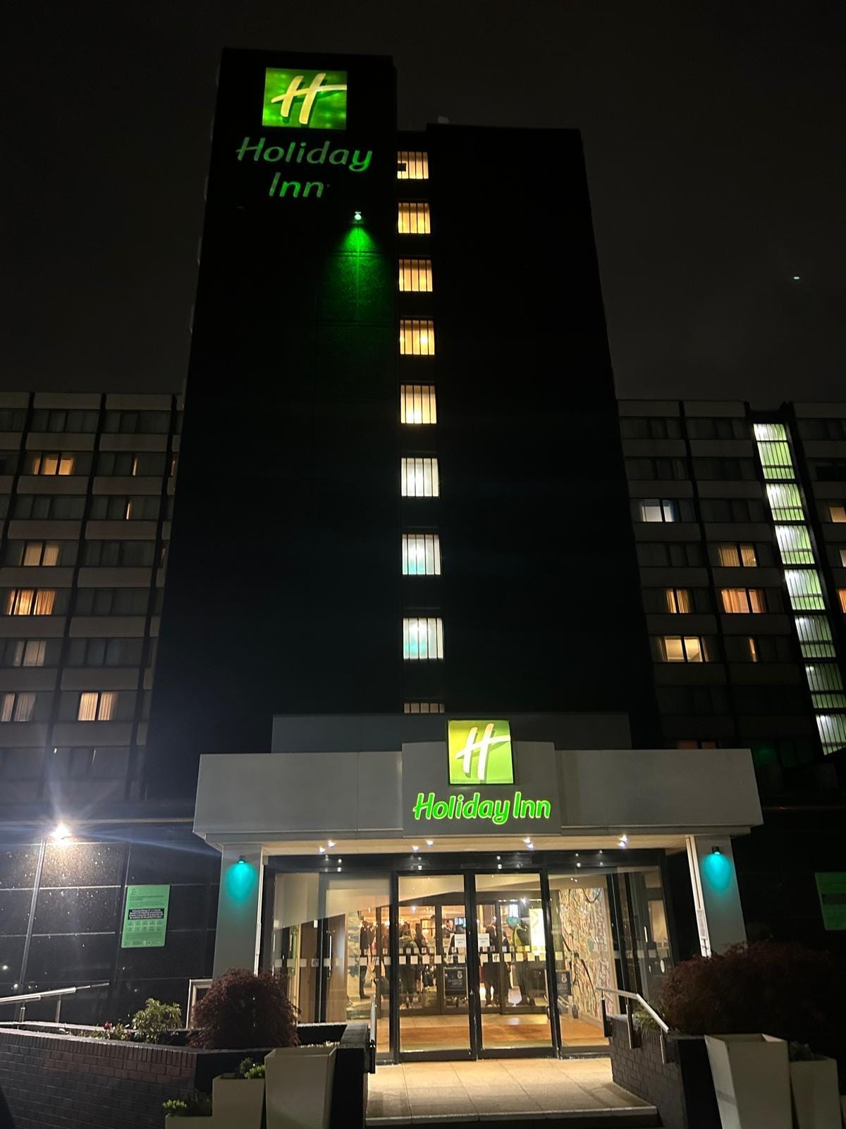 Holiday Inn 