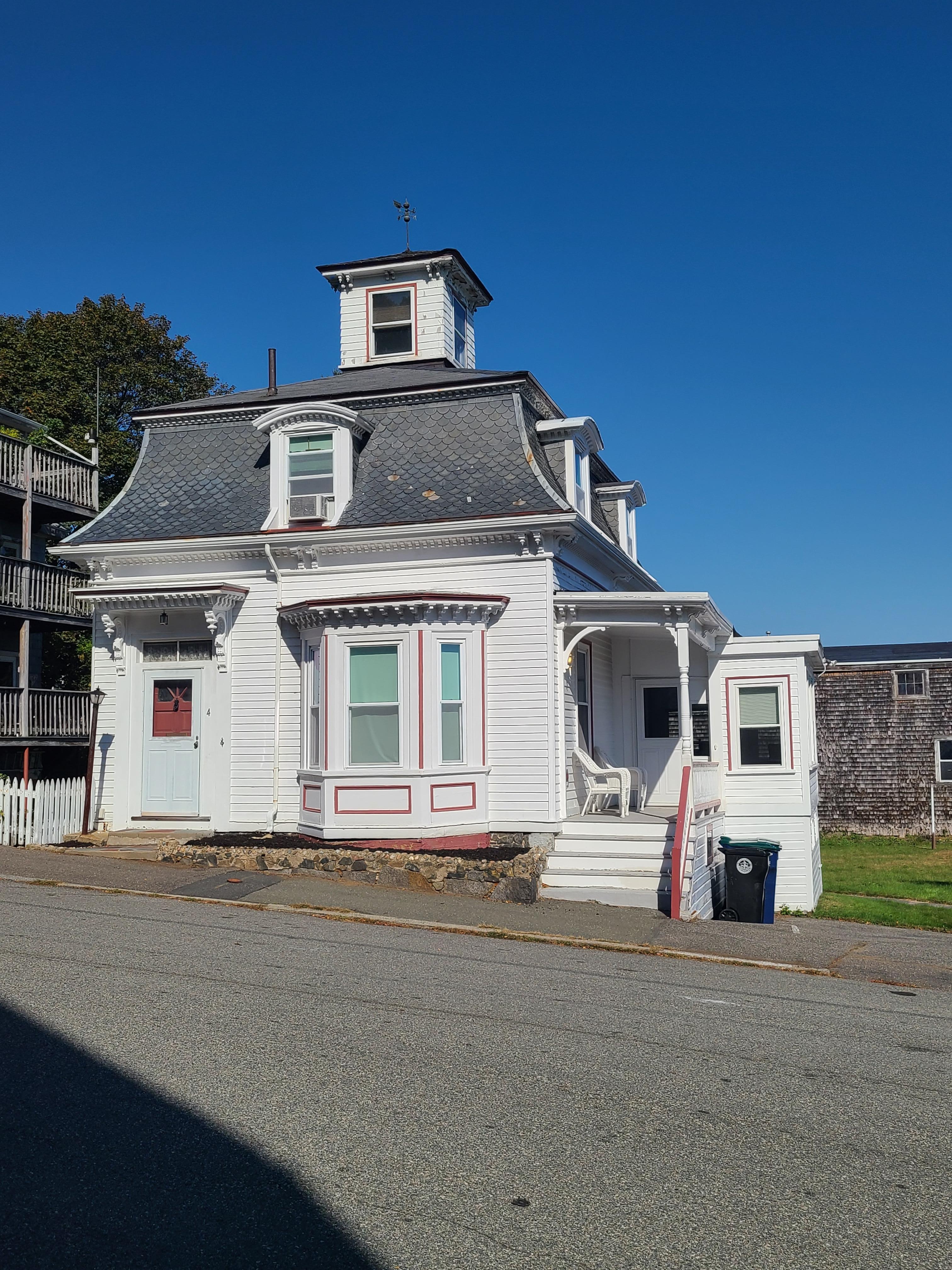 Max and Dani's house from Hocus Pocus
