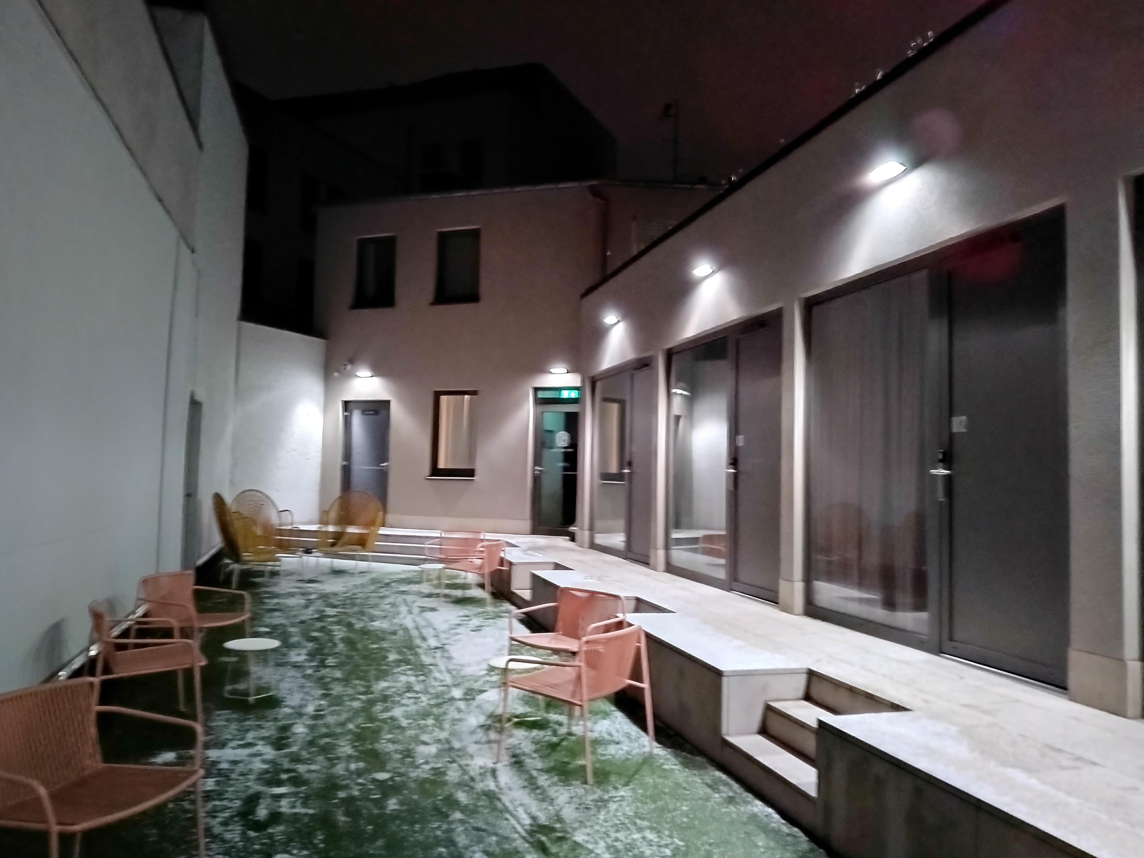 庭に面した１階のシングルルーム