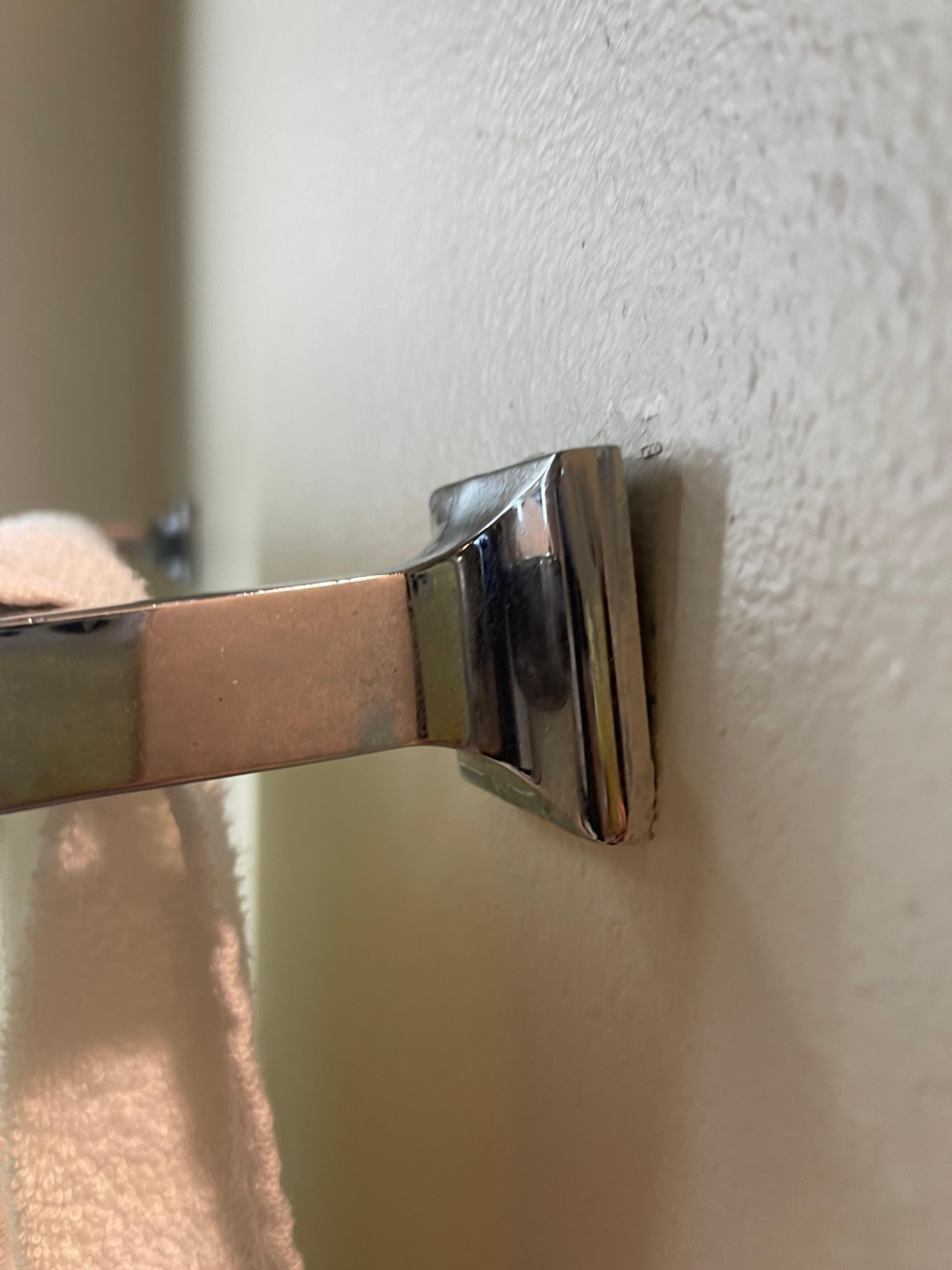 Broken, attendant was notified as soon as we got to the room so we didn’t get charged for breaking.  It was repaired before we left 