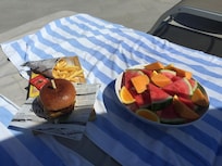 Petite pause au bord de la piscine !