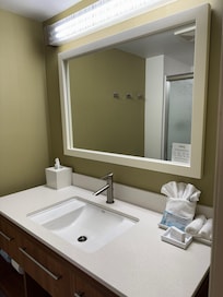 Great lighting for putting on makeup