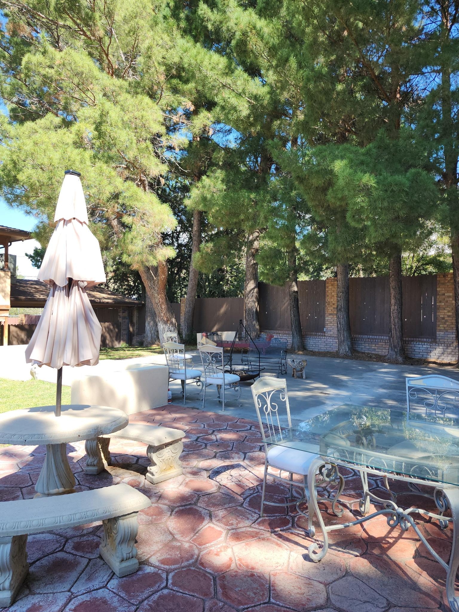 Courtyard view from our loft 
