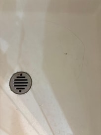 Cracked tubs and showers. Very dirty.