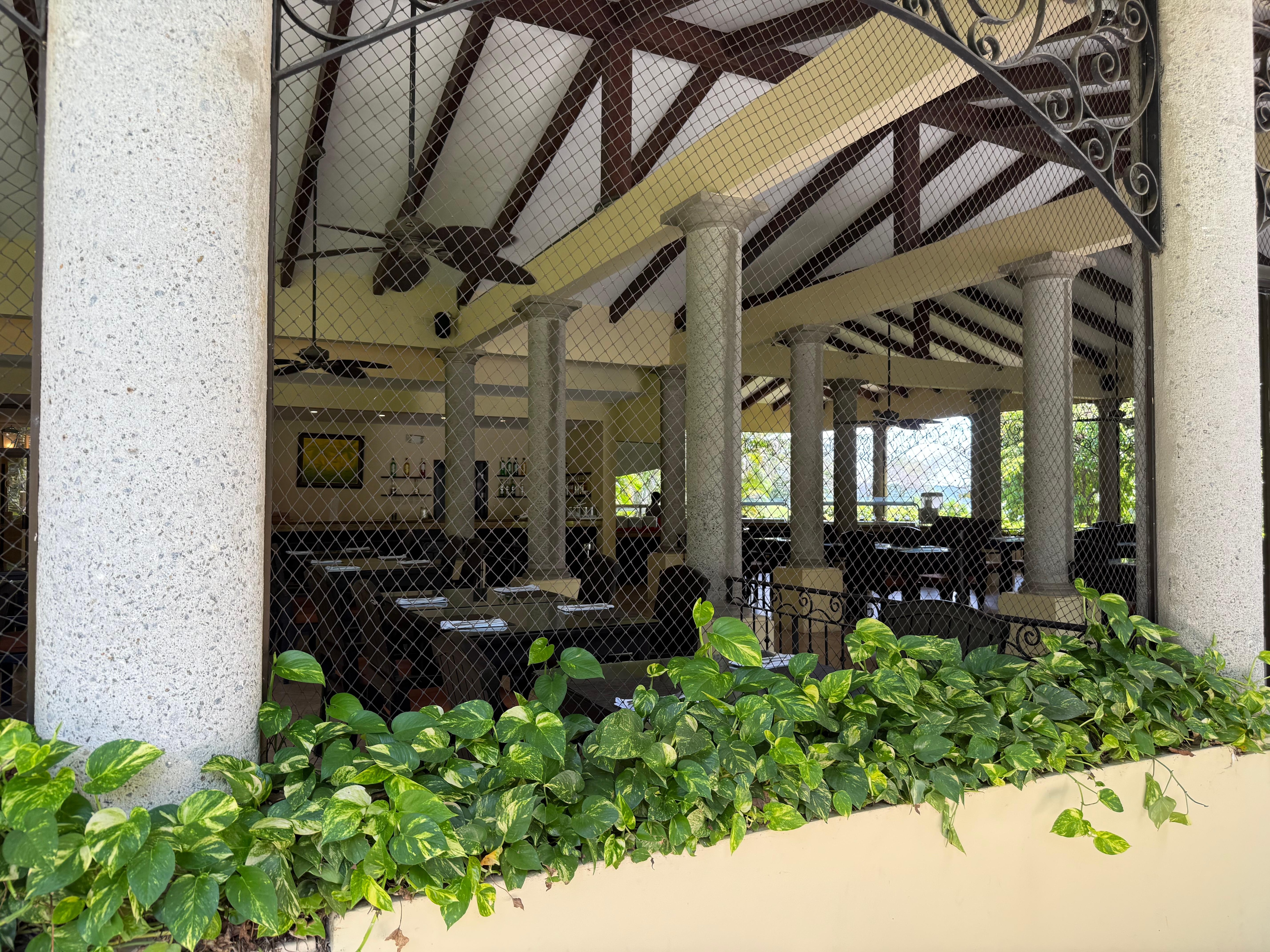 Snack bar/specialty restaurant ‘The Grill’