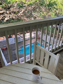Balcony overlooking hot tub