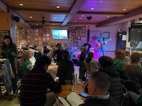 Pepi’s bar with great music every evening. Great après-ski location!