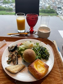 Rooftop Restaurant Breakfast w/ View