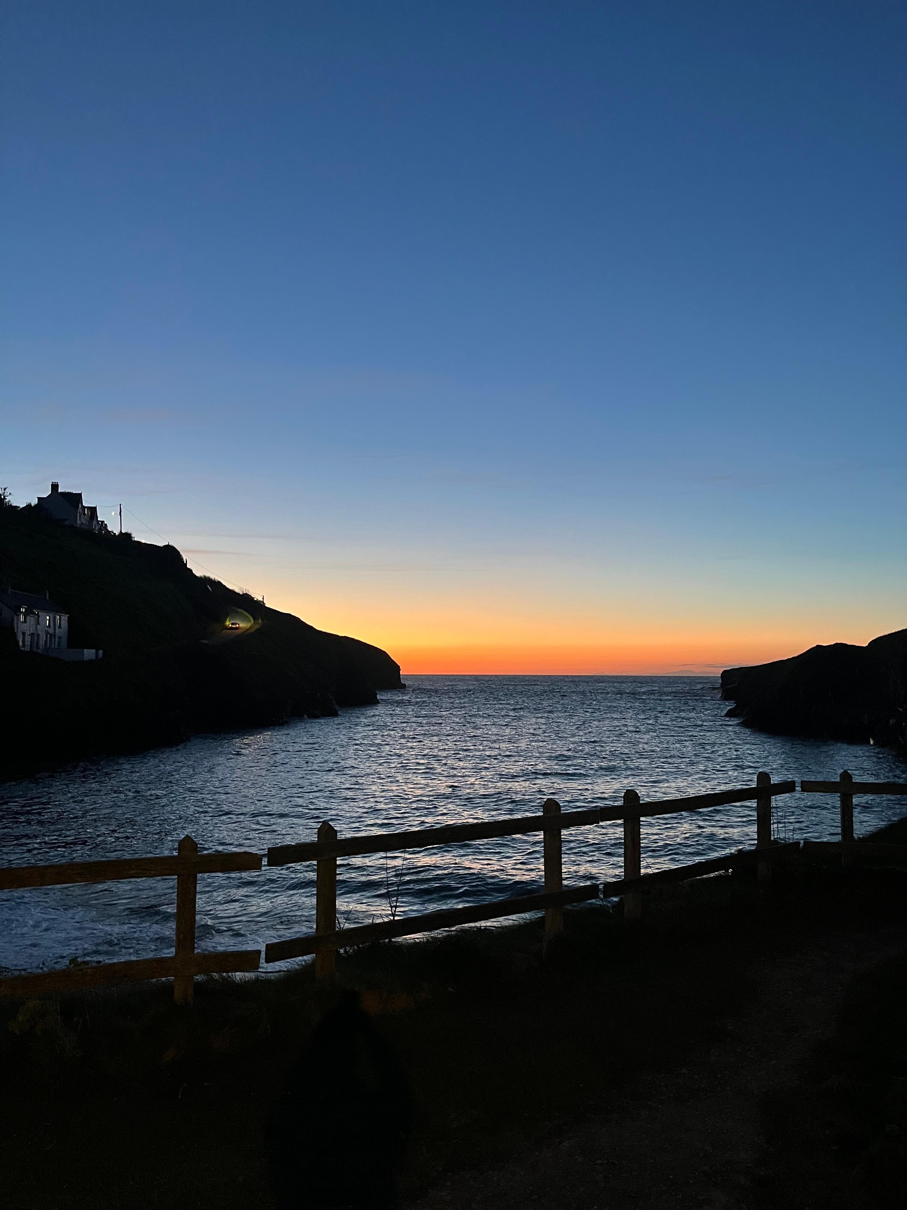 Port Gaverne at night