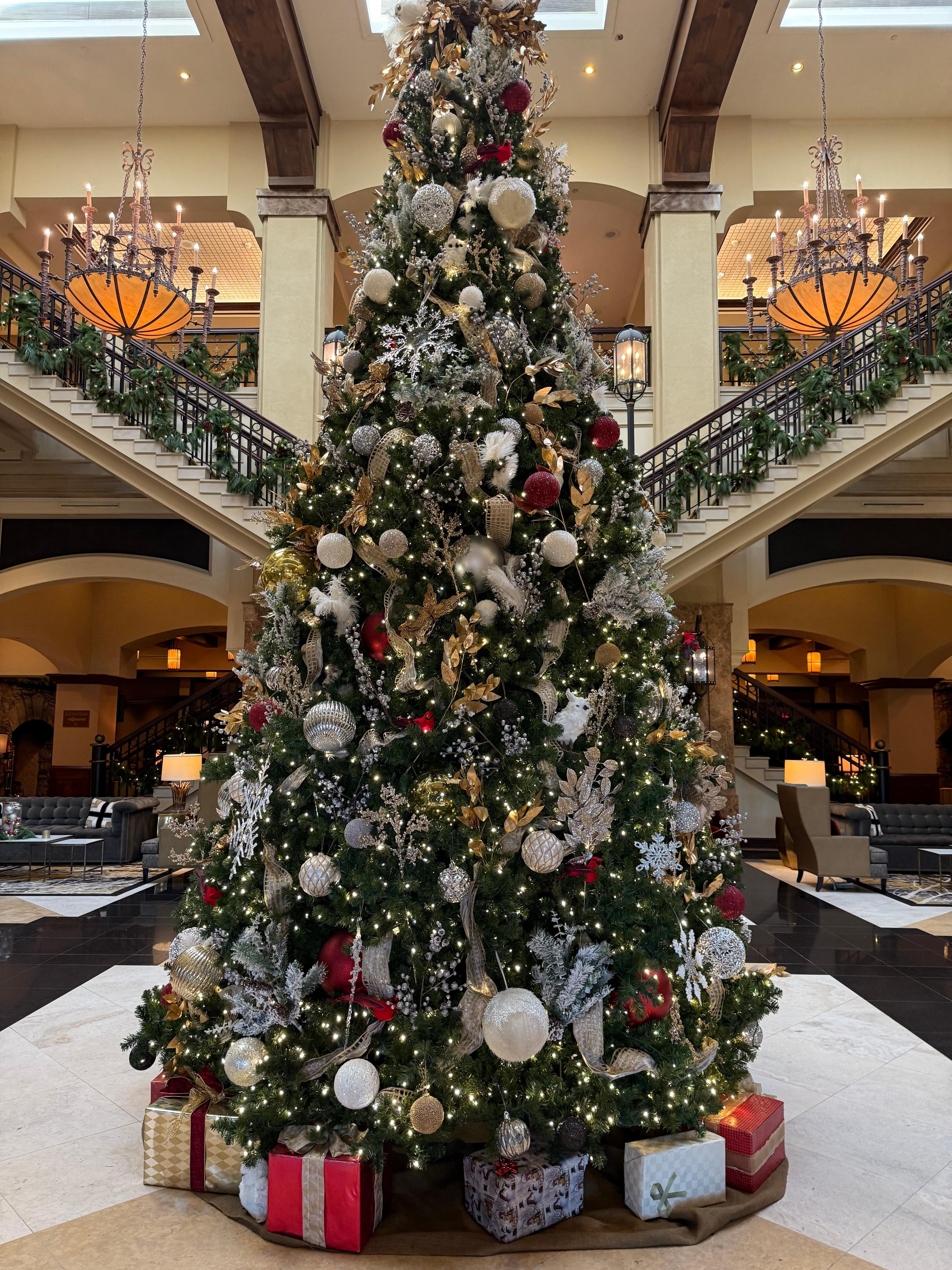 Lobby Christmas Tree