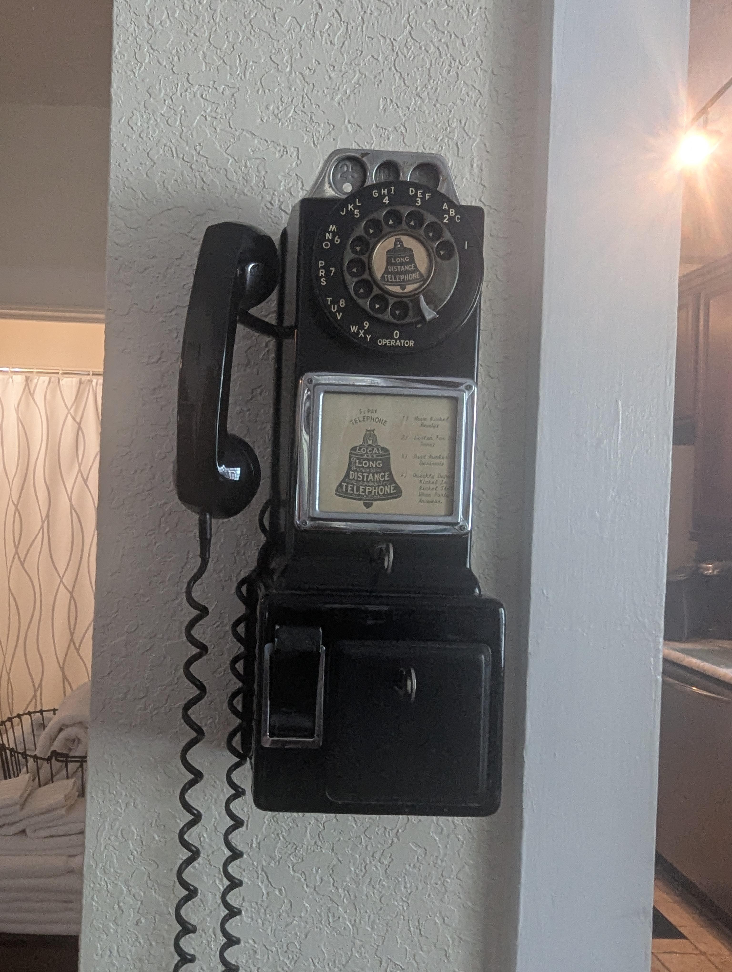 Give the Wow Cottage a"call"