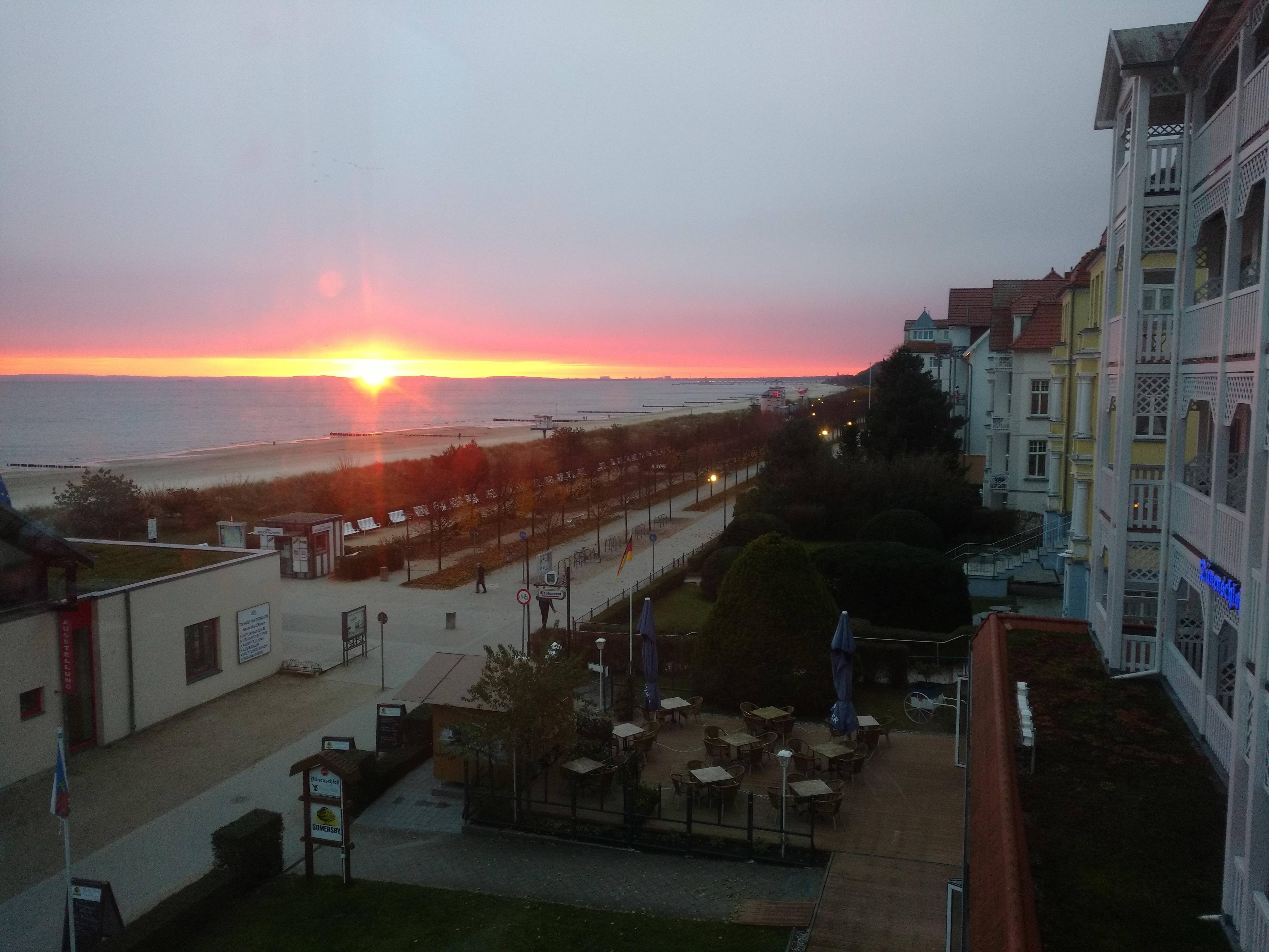 Der Sonnenaufgang aus unserem Zimmer.