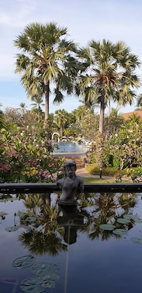 Tanken from the lobby