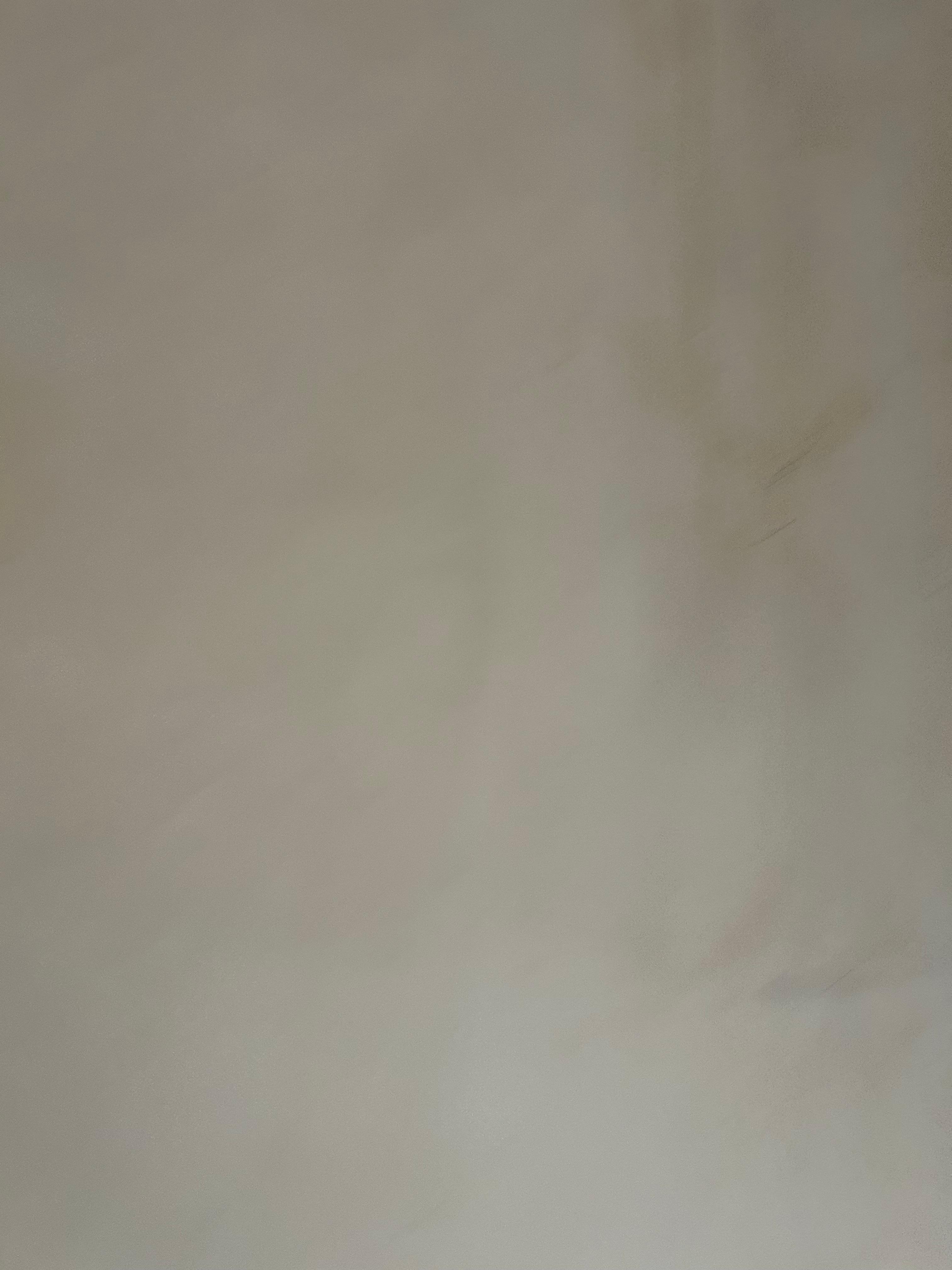 Cracks in wall from moisture