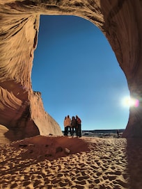 Biidi "The Arch"
Amazing pictures at sunset. (Behind the Shell gas station)