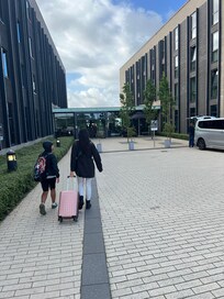 Free bus to Legoland and Legohouse.