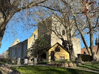 Hotel Incorporates Wall of St. Clemens Church Ruins